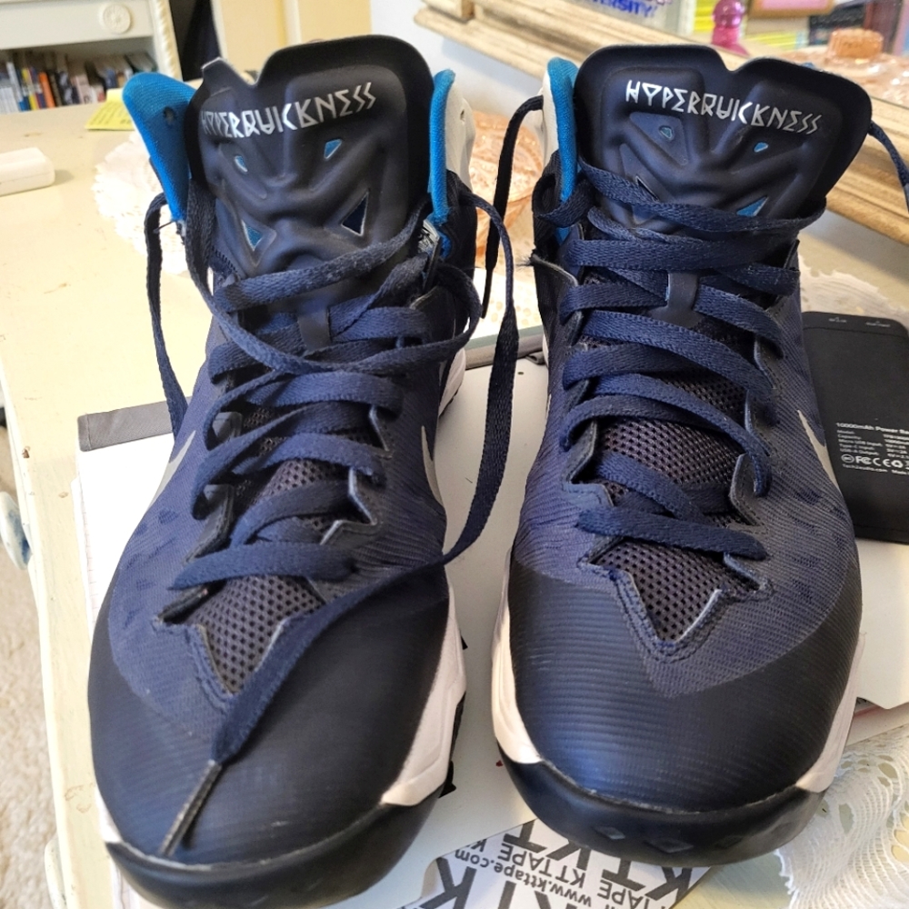 Nike Navy Hyperquickness Women's 11 Basketball Shoes